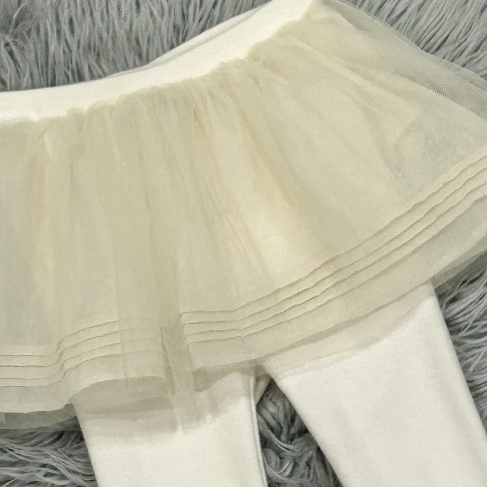 Blara Organic House Girls Cream Pom Pom Skirt Pant Size 9/12 Month NEW ($57)